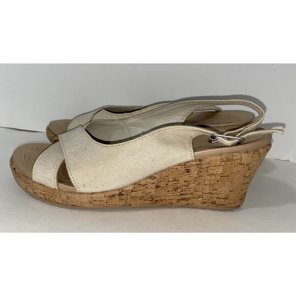 Crocs Womens Leigh Slingback Wedge Sandals Natural Canvas Sz 10 - Picture 3 of 7